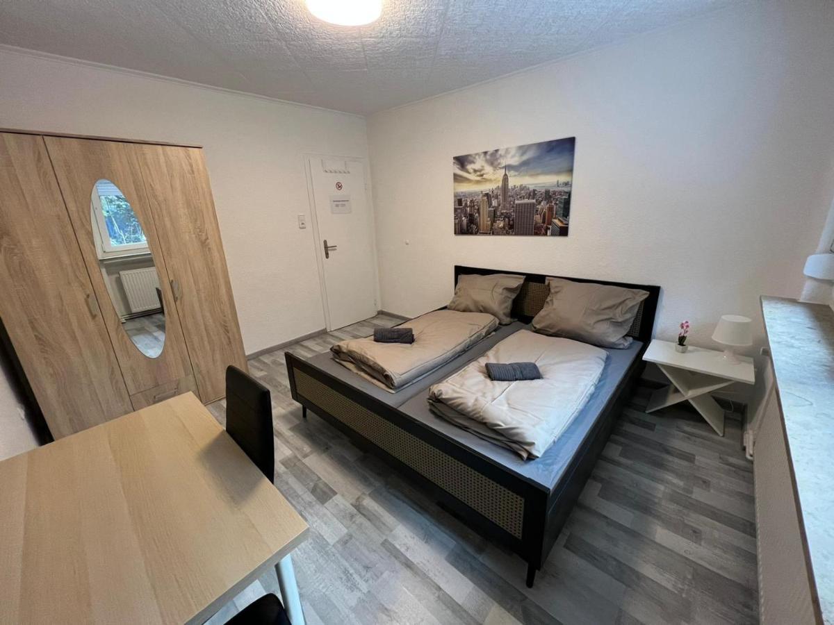 Schoenes Einfaches Zimmer In Oldenburg 109 Apartamento Exterior foto