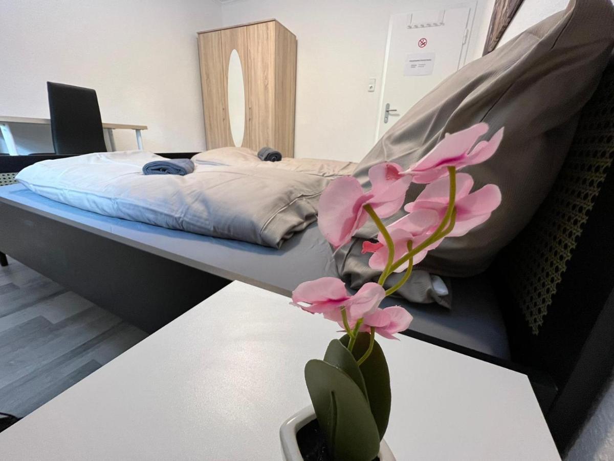 Schoenes Einfaches Zimmer In Oldenburg 109 Apartamento Exterior foto